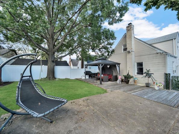 138 Ormonde Boulevard, Valley Stream NY 11580