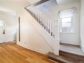 59 Lakeview Avenue, Lynbrook NY 11563