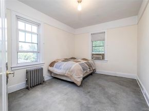 59 Lakeview Avenue, Lynbrook NY 11563