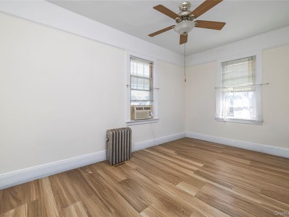 59 Lakeview Avenue, Lynbrook NY 11563
