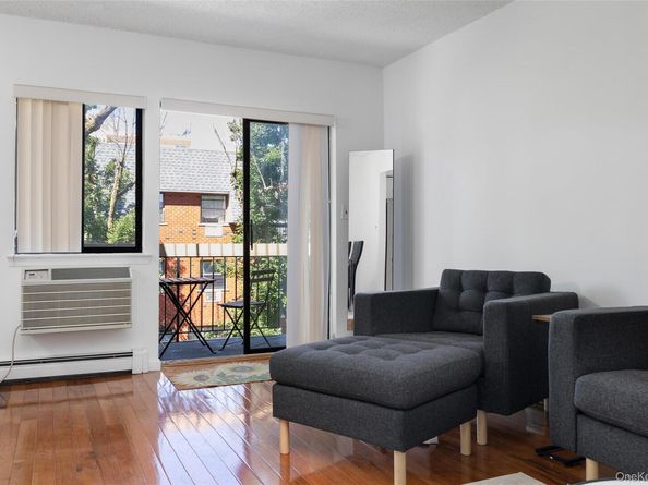 7111 Sutton Place 3, Fresh Meadows NY 11365