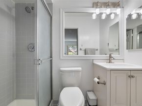 7111 Sutton Place 3, Fresh Meadows NY 11365