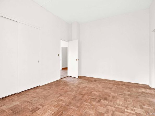 20 E 9th Street 14O, New York (Manhattan) NY 10003