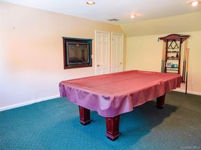 4 Willow Lane, Hewlett Harbor NY 11557