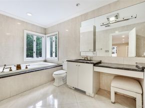 4 Willow Lane, Hewlett Harbor NY 11557