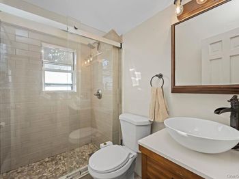1102 E 94th Street