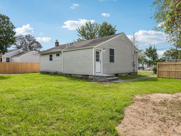 25 Candlewood Road, Bay Shore NY 11706