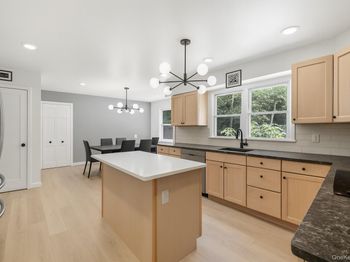 10A Hunting Hill Road