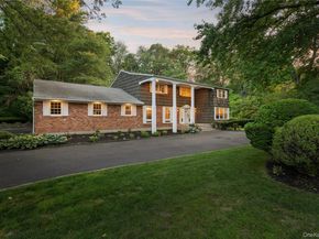10A Hunting Hill Road, Woodbury NY 11797