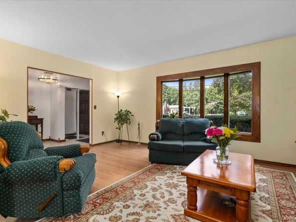 1170 5th Avenue, East Northport NY 11731