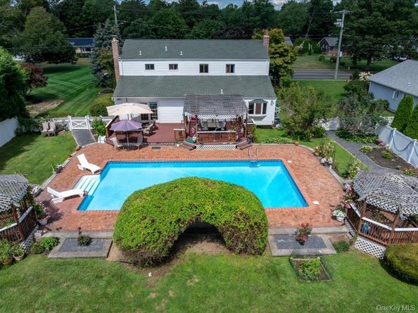1170 5th Avenue, East Northport NY 11731