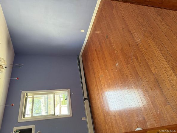 231-22 87 Avenue, Queens Village NY 11427