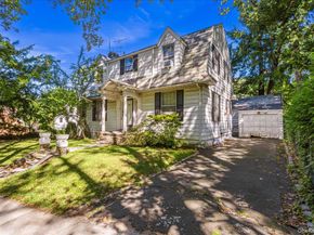 18019 Grand Central Parkway, Jamaica Estates NY 11432