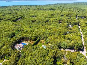 11 Deer Trail Road, Southampton NY 11968