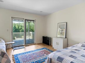 11 Deer Trail Road, Southampton NY 11968