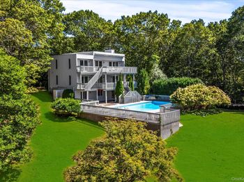 11 Deer Trail Road