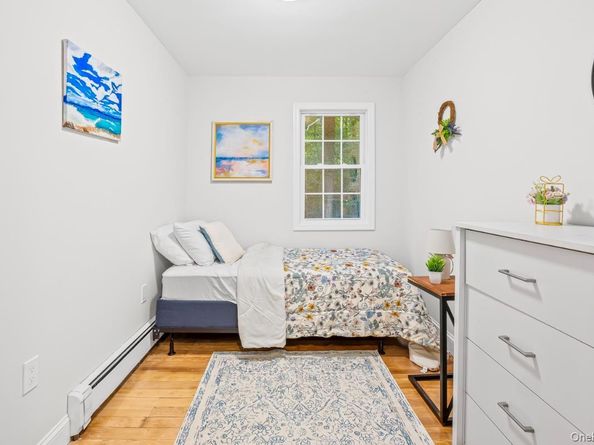 28 Christian Avenue, Setauket NY 11733