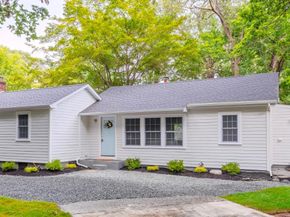 28 Christian Avenue, Setauket NY 11733