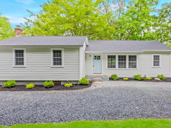 28 Christian Avenue, Setauket NY 11733