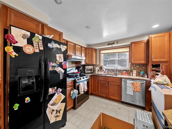 1850 Lenox Avenue, East Meadow NY 11554