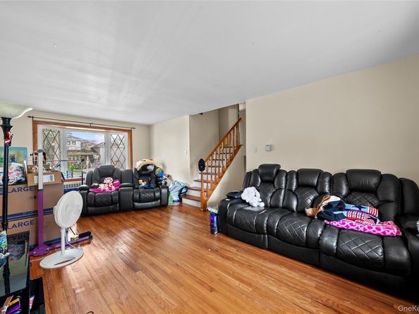 1850 Lenox Avenue, East Meadow NY 11554