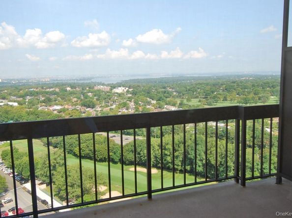 27110 Grand Central Parkway 28H, Floral Park NY 11005
