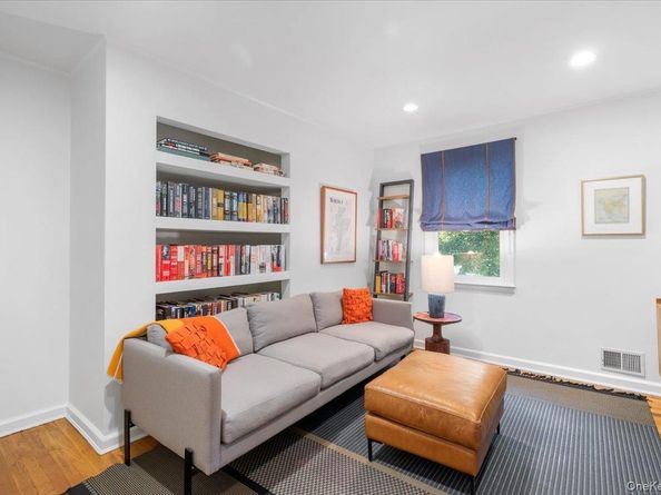 28 Parkway Circle, Scarsdale NY 10583