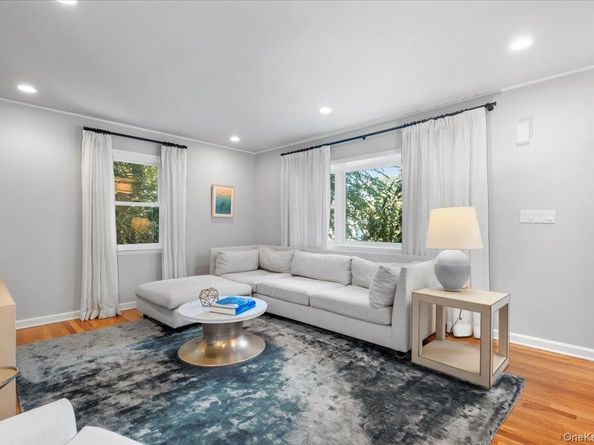 28 Parkway Circle, Scarsdale NY 10583