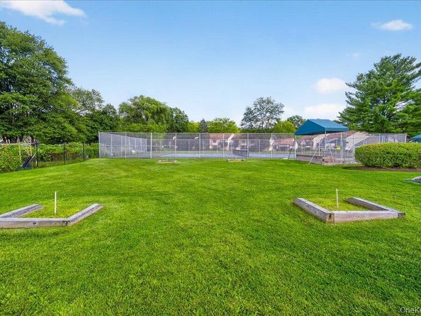 129C Columbia Court, Yorktown Heights NY 10598
