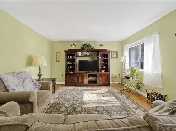 129C Columbia Court, Yorktown Heights NY 10598