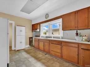 639 S 5th Avenue, Mount Vernon NY 10550