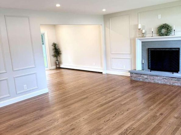 11 E Bay Drive, West Islip NY 11795