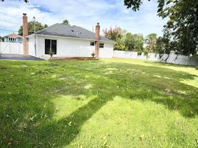 11 E Bay Drive, West Islip NY 11795