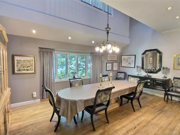 467 Susan Court, West Hempstead NY 11552