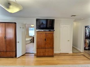 467 Susan Court, West Hempstead NY 11552