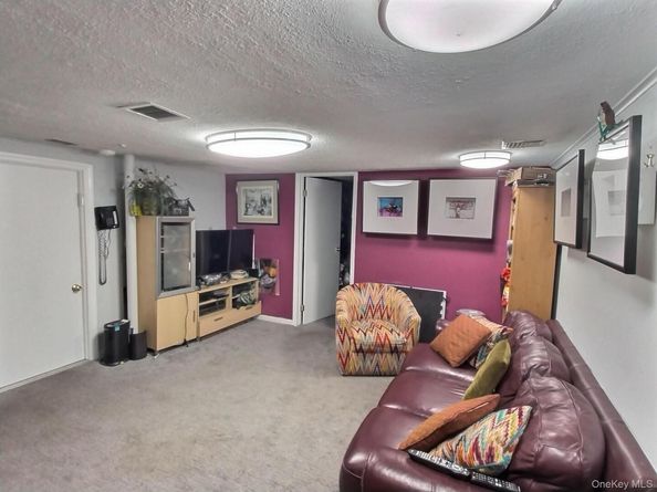 467 Susan Court, West Hempstead NY 11552