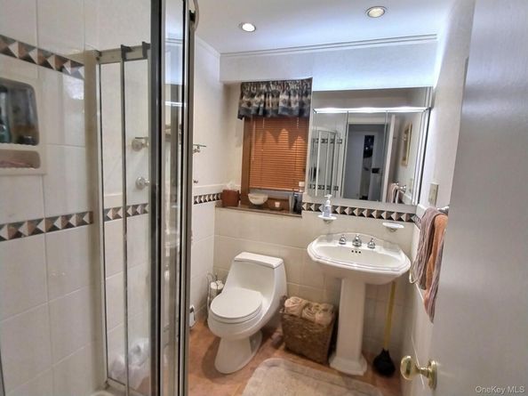 467 Susan Court, West Hempstead NY 11552