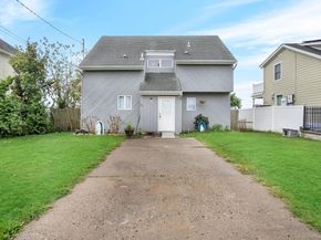 82 Grandview Drive, Shirley NY 11967