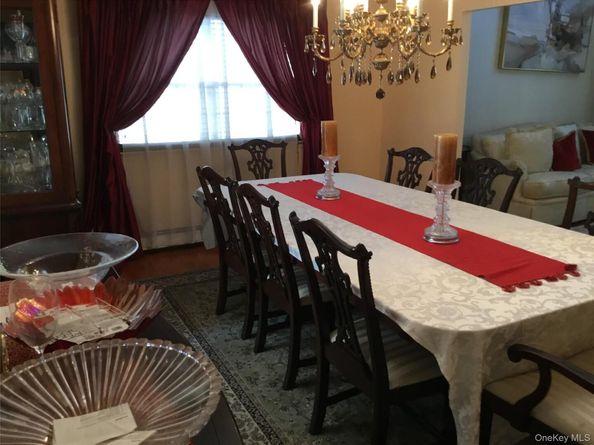 683 VAN DAM STREET VAN DAM Street, North Woodmere NY 11581-3521