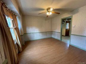 712 De Mott Ave Avenue, Baldwin NY 11510
