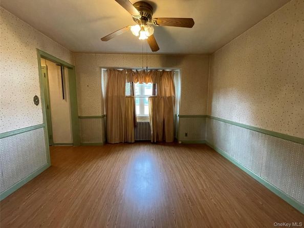 712 De Mott Ave Avenue, Baldwin NY 11510