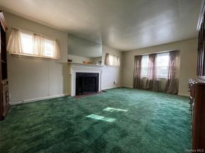 712 De Mott Ave Avenue, Baldwin NY 11510