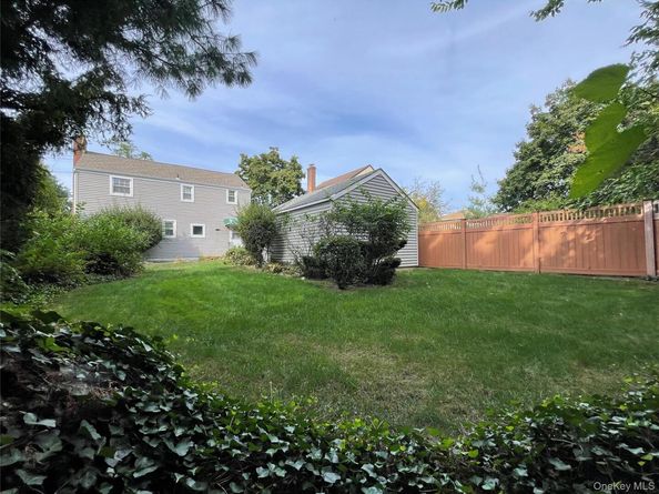 712 De Mott Ave Avenue, Baldwin NY 11510