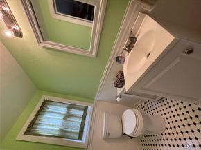 712 De Mott Ave Avenue, Baldwin NY 11510
