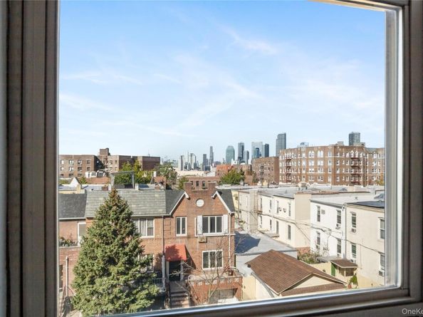 4805 42nd Street 5G, Sunnyside NY 11104