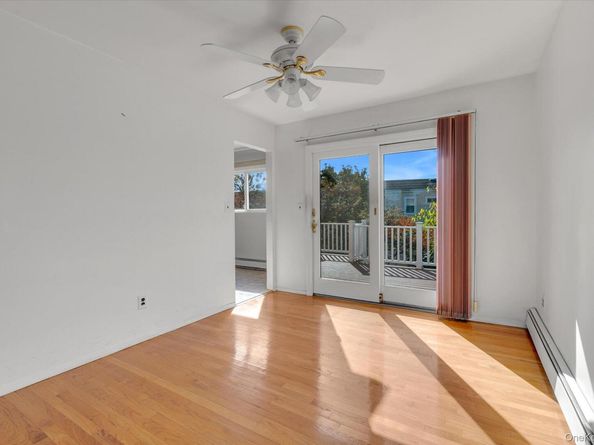 282 N Oak Street, Massapequa NY 11758