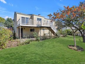 282 N Oak Street, Massapequa NY 11758