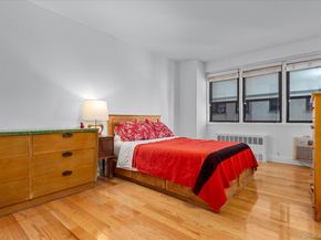 579 West 215 Street 2F, New York (Manhattan) NY 10034