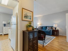 16 Main 3C, East Rockaway NY 11518