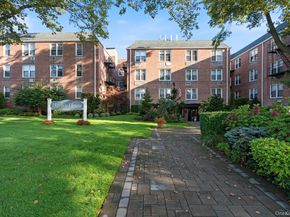 16 Main 3C, East Rockaway NY 11518